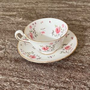 Royal Chelsea English Bone China tea cup & saucer